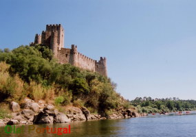 Castelo de Almourol JXeEfEAE