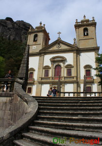 O Santuario de Nossa Senhora da Peneda TgDAIEfEmbTEZj[E_Eyi_